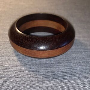 Elegant Vintage Two-Tone Wooden Bangle
